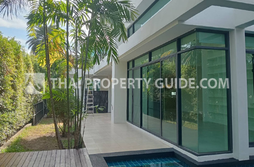 House with Private Pool in Chaengwattana (near Nichada Thani) 